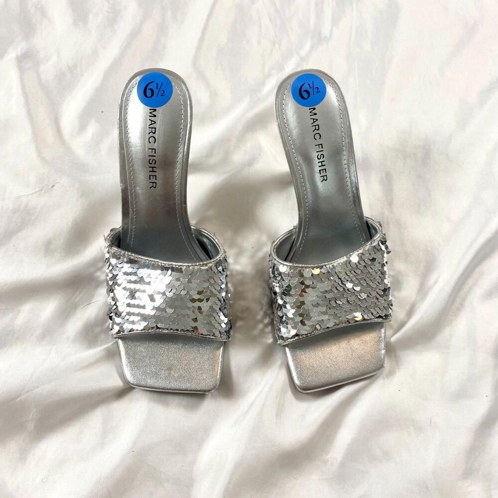 Marc Fisher NWOB Silver Sequin Square Toe High Heels Model Danria US 6.5